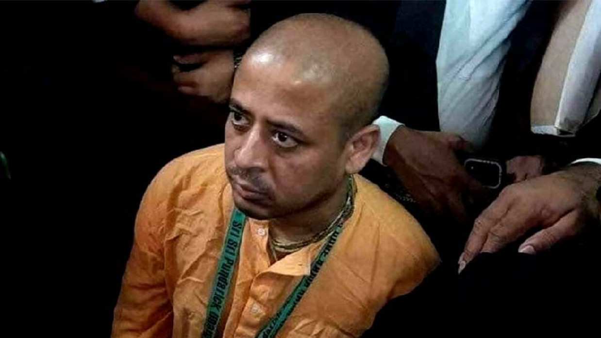 আইনজীবী হত্যা ও রাষ্ট্রদ্রোহ মামলায় চিন্ময় দাসকে কারাগারে জিজ্ঞাসাবাদের নির্দেশ