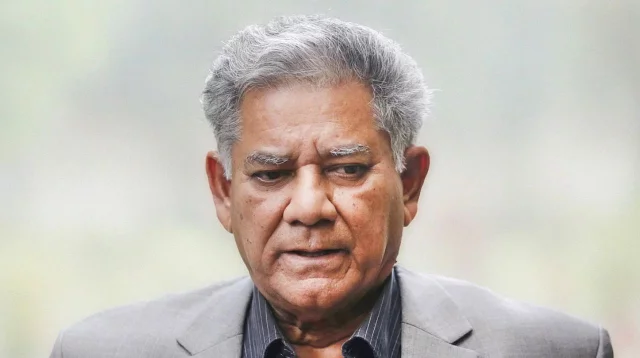 রানা প্লাজার ধ্বংসস্তূপ থেকে রেশমাকে উদ্ধার করা ছিল সাজানো নাটক : উপদেষ্টা এম সাখাওয়াত