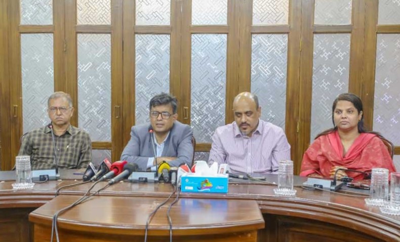 চট্টগ্রাম বন্দরের সক্ষমতা ছয় গুণ বাড়ানোর পরিকল্পনা নিয়েছে সরকার : শফিকুল আলম