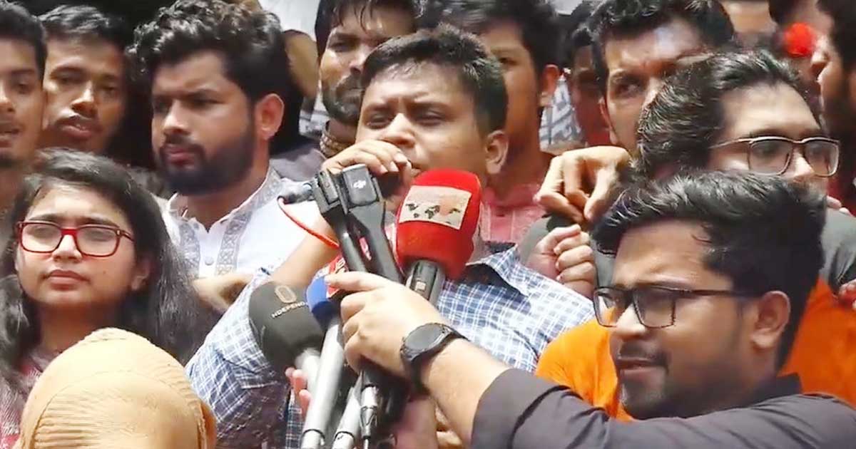 দুই ছাত্র উপদেষ্টার যেন সম্মানহানি করা না হয়, তারা গণঅভ্যুত্থানের প্রতিনিধি : হাসনাত