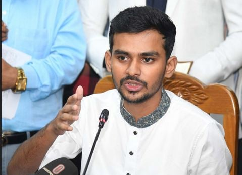 ফেসবুক-ইউটিউবে আওয়ামী লীগের পক্ষে কথা বললেই গ্রেপ্তার : উপদেষ্টা আসিফ