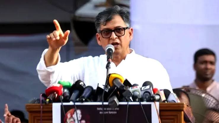 “বিএনপির কি এতো আকাল পড়েছে যে আওয়ামী লীগ থেকে সদস্য আনতে হবে?”—সালাউদ্দিন
