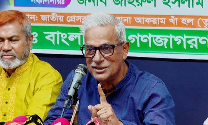 “আপনি ব্যক্তি ইউনূস নন, ১৮ কোটির ড. ইউনূস”—প্রধান উপদেষ্টাকে বিএনপি নেতার আহ্বান