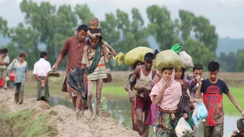 মিয়ানমার থেকে আরও পাঁচ হাজার রোহিঙ্গা অনুপ্রবেশ বাংলাদেশে