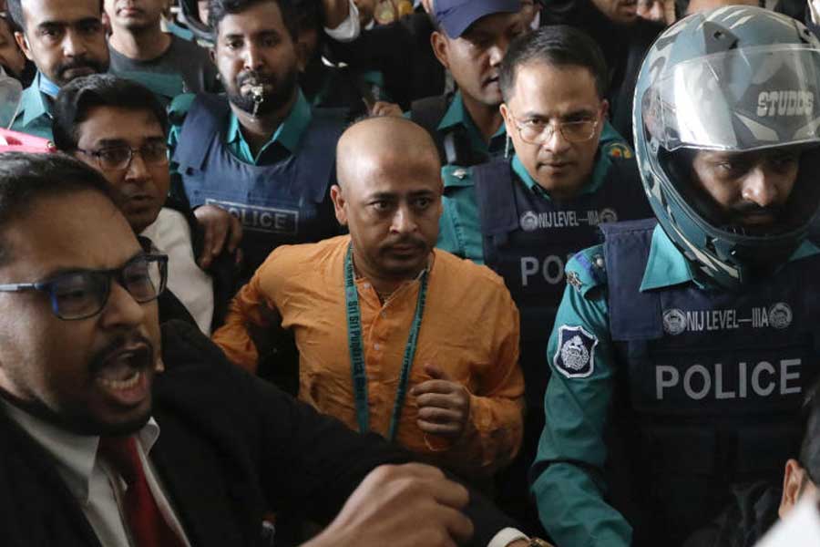 চট্টগ্রামে আইনজীবী আলিফ হত্যাসহ পাঁচ মামলায় চিন্ময় কৃষ্ণ দাস ব্রহ্মচারীর জামিন নামঞ্জুর
