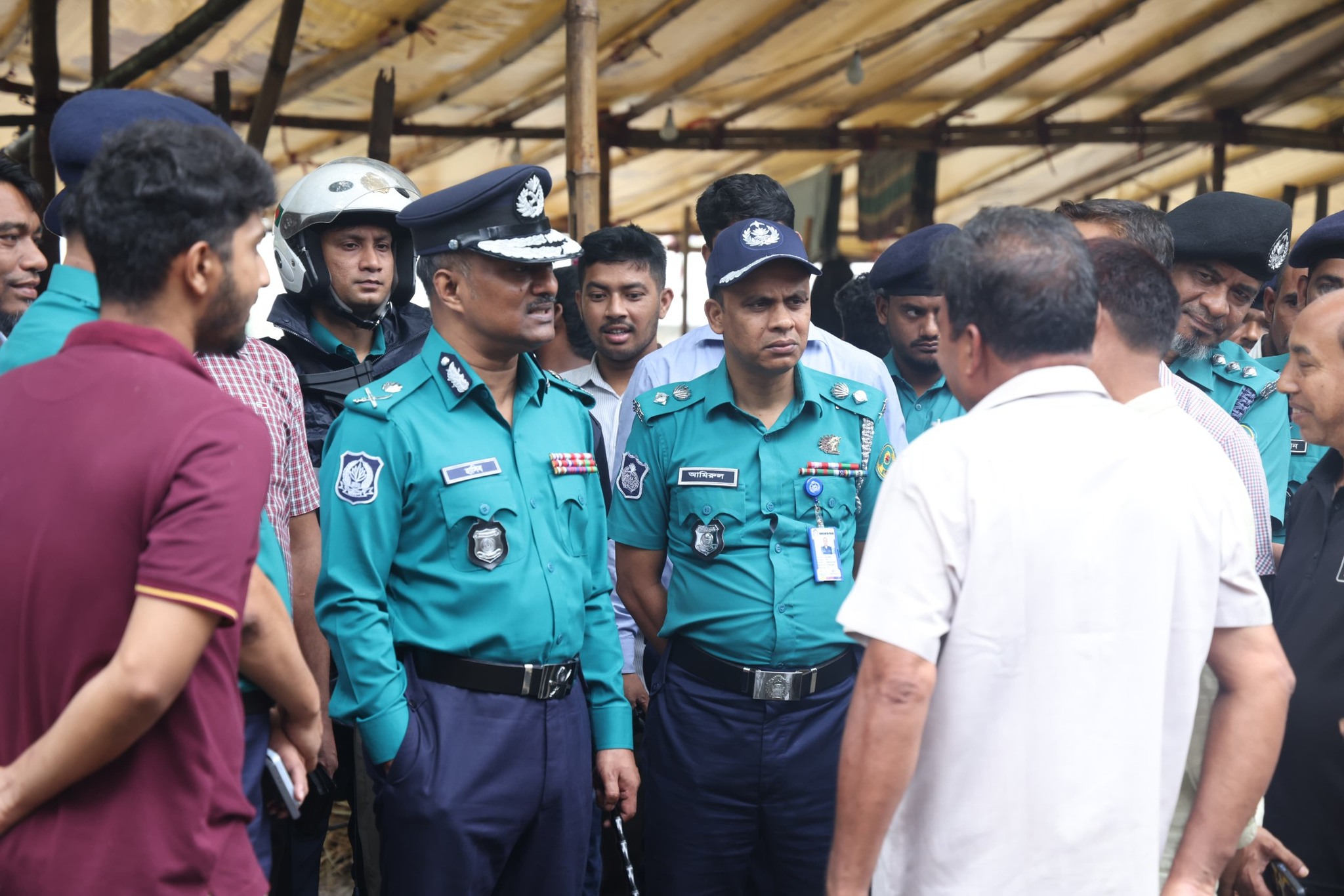 চট্টগ্রামে কোরবানির হাটে অতিরিক্ত হাসিল নিলে কঠোর ব্যবস্থা : সিএমপি কমিশনার