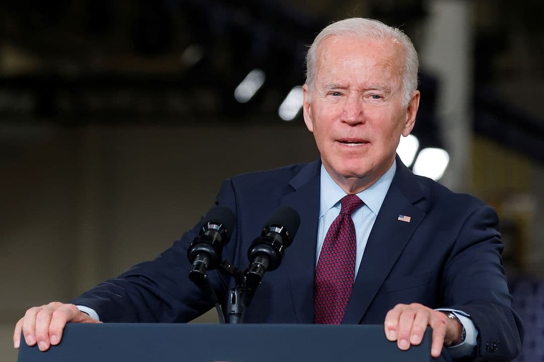 Biden announces to send more cannons to Ukraine