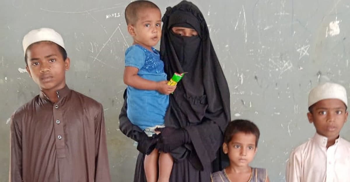Rohingyas are again entering Bangladesh from Myanmar