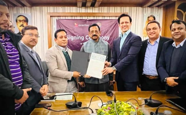 Chittagong is switching to digital vaccination record storage, City Corporation&#8217;s agreement with Robi