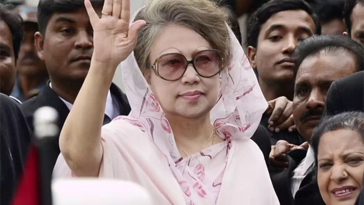 Khaleda Zia heads to Senakunja on Thursday.
