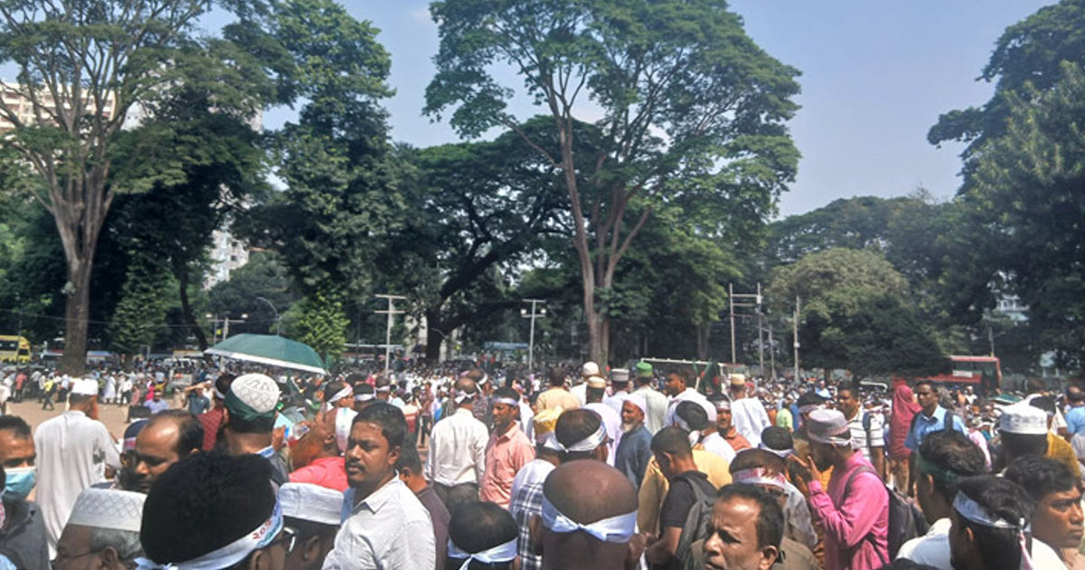 অর্থ মন্ত্রণালয়ের প্রজ্ঞাপন প্রত্যাখ্যান, আন্দোলন চালিয়ে যাওয়ার ঘোষণা এমপিওভুক্ত শিক্ষকদের