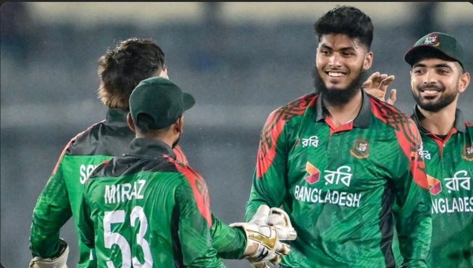 রশিদের ব্যাটিং তাণ্ডবে ২০০ পার হলো বাংলাদেশ দলের