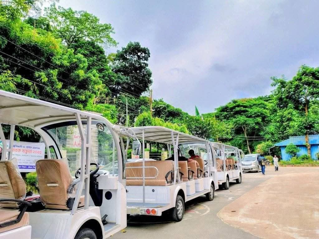 চবি ক্যাম্পাসে আসছে আরও ৬টি নতুন ই-কার