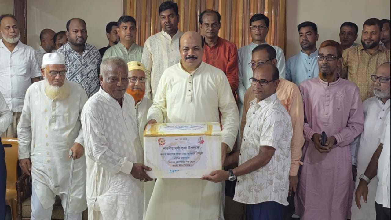 সম্প্রীতি সৌহার্দ্যই পারে পূজাকে নির্বিঘ্ন করতে: আসলাম চৌধুরী