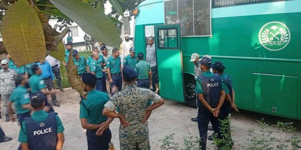 তিন মামলায় ১৫ সেনা কর্মকর্তাকে কারাগারে পাঠানোর নির্দেশ